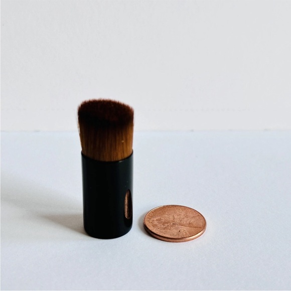 Chanel Authentic Mini Makeup Powder Brush X2 for Foundation Highlighter - Picture 3 of 3